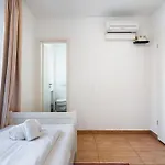 Aldars Urban Trio Suite No.5