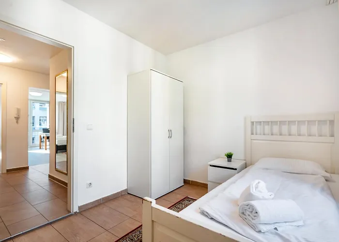 Aldars 5 Aparthotel